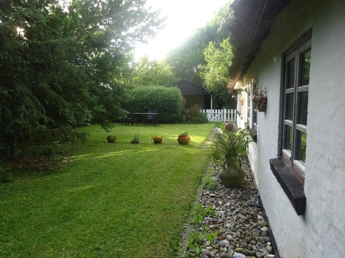 Feriehus Strataekt Bindingsvaerksidyl Villa มาริโบ ภายนอก รูปภาพ